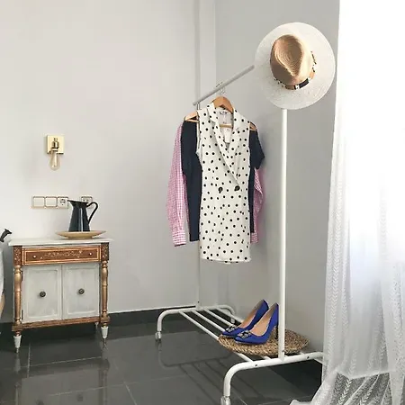 Roomqueo-only Adults Hotel Barbate